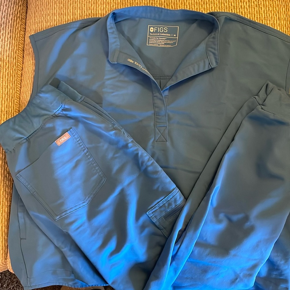 Figs scrubs women’s